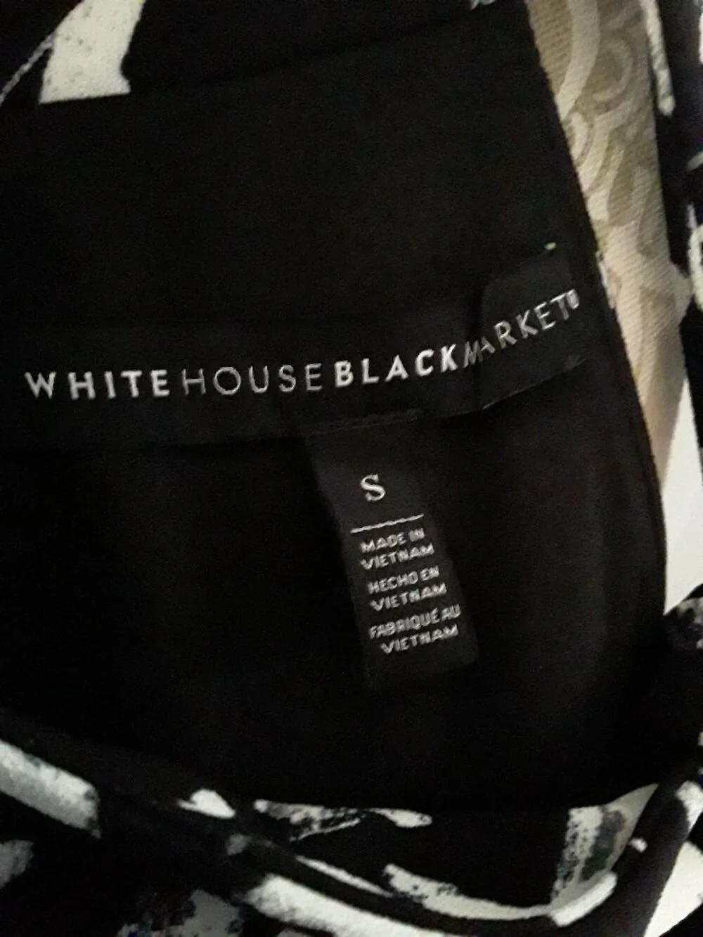 White House Black Market lovely black and white halter top size S - Picture 2 of 10